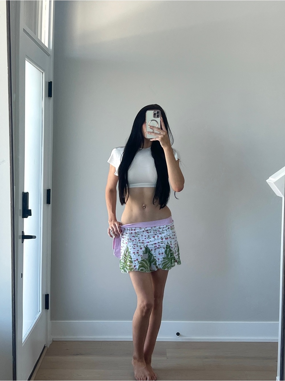 Mini - Picture 2 of 4